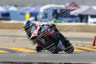 media/Oct-09-2022-SoCal Trackdays (Sun) [[95640aeeb6]]/Turn 2 (1110am)/